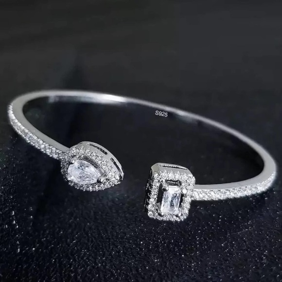 Snake Pear Sterling Silver Zircon Adjustable Bangle - Picture 5 of 9